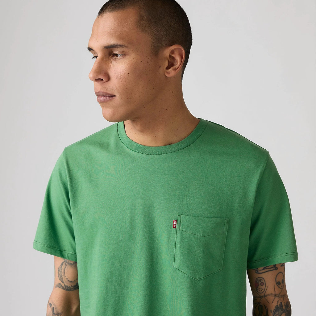 Camiseta Levis Mangas Cortas Lisa Con Bolsillo Para Caballeros by Levis
