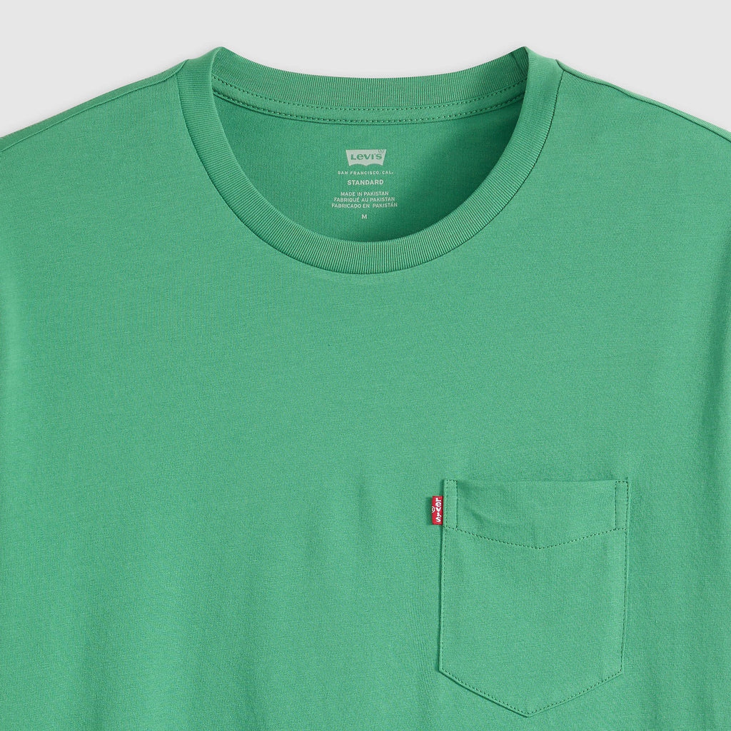 Camiseta Levis Mangas Cortas Lisa Con Bolsillo Para Caballeros by Levis