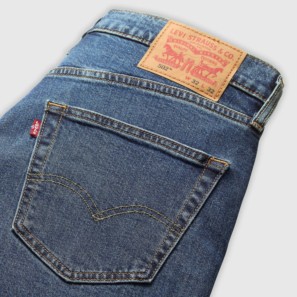 Pantalones Jeans Levis 502 Taper Para Caballeros by Levis