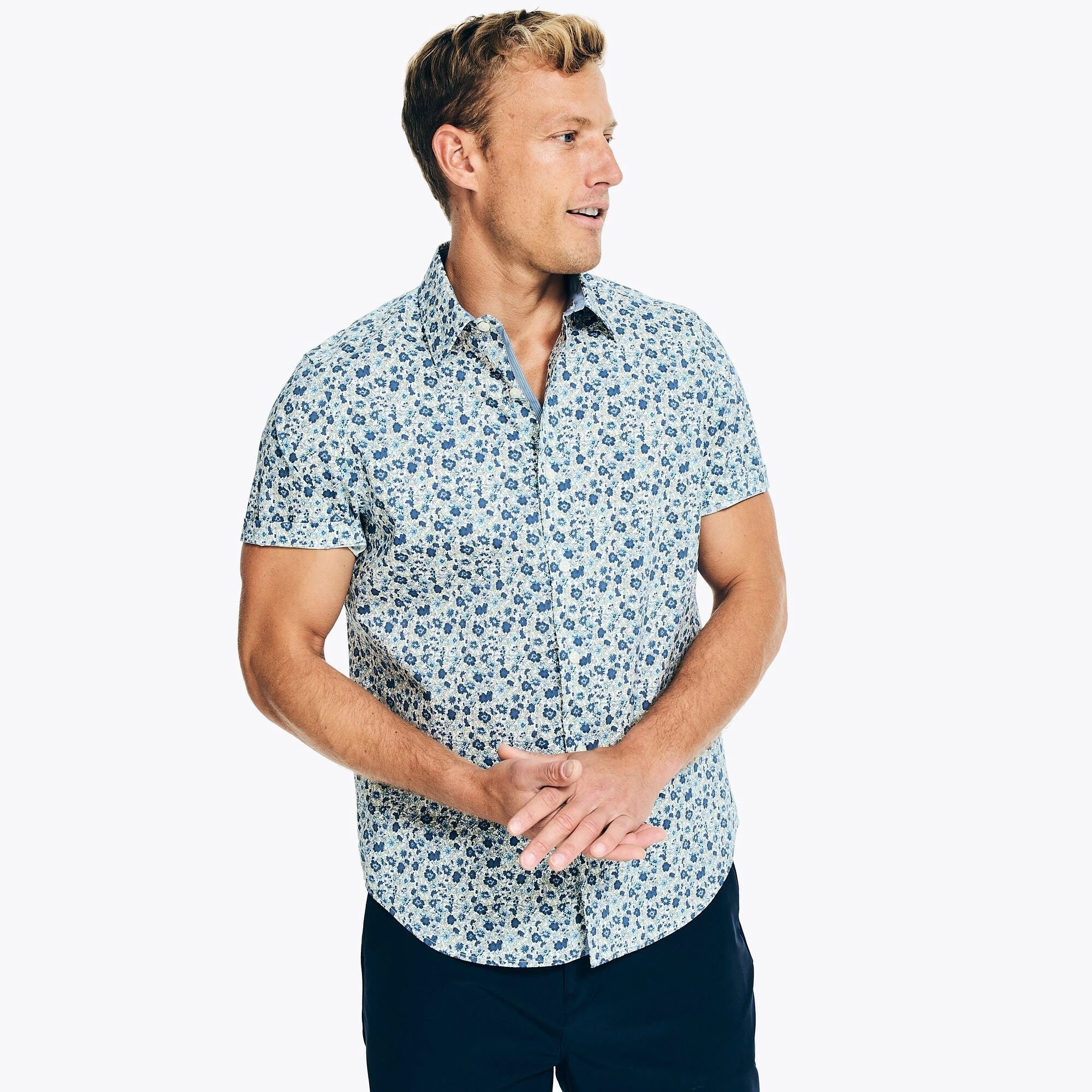 Camisa Nautica Mangas Corta Estampado P/ Caballeros 35219W-1BW by Nautica