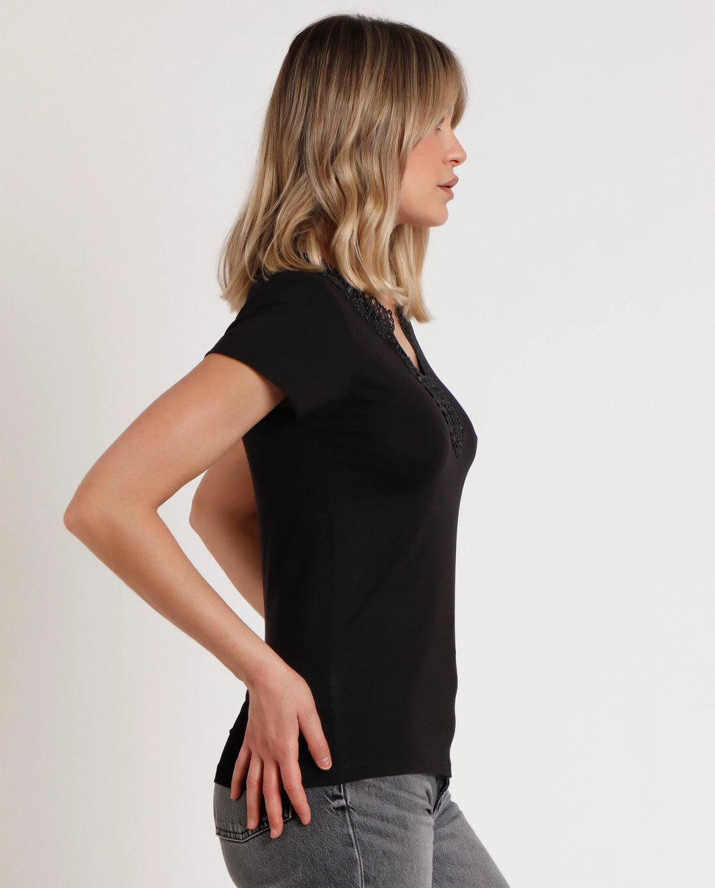 Blusa Admas Mangas Cortas Encaje Lisa P/ Damas by Admas