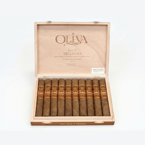 Oliva Serie V Melanio Toro 10
