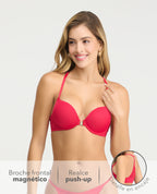Brasier rojo doble realce push-up con abrochadura frontal magnética y detalle de encaje en la espalda.