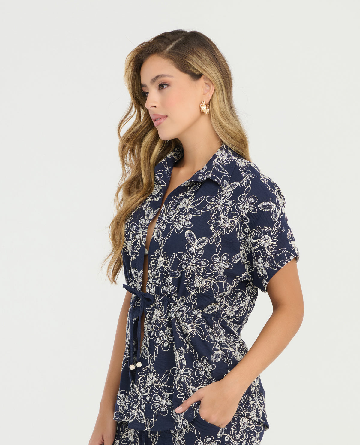 Camisa-|-Manga-Rodada-|-Detalles-Bordados_St Even Colombia_900057