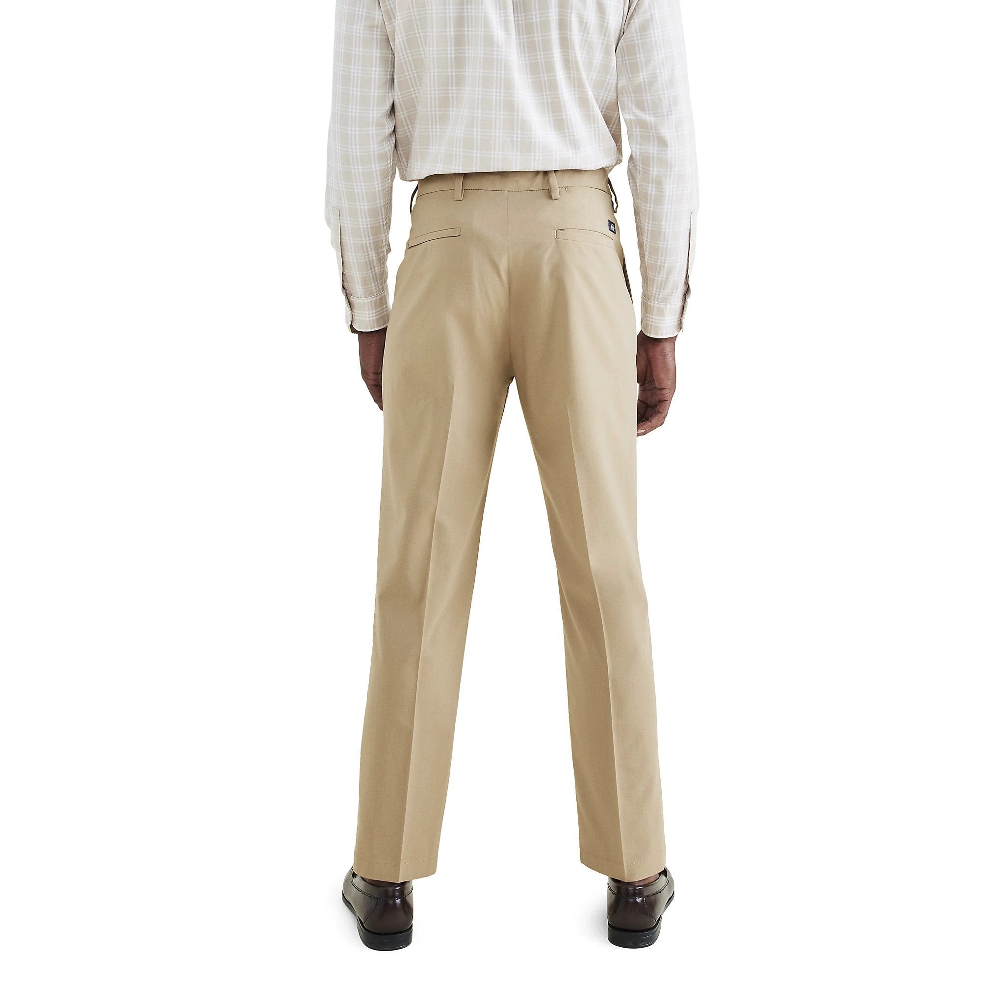 Pantalones Dockers Signature Go Khaki Para Caballeros by Dockers
