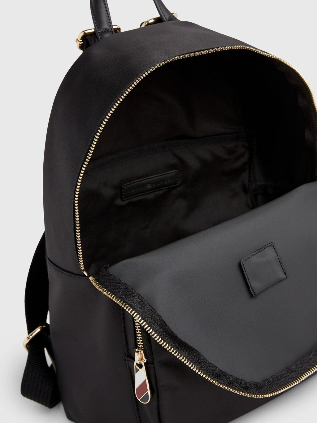 Mochila Tommy Hilfiger Para Damas by Tommy Hilfiger