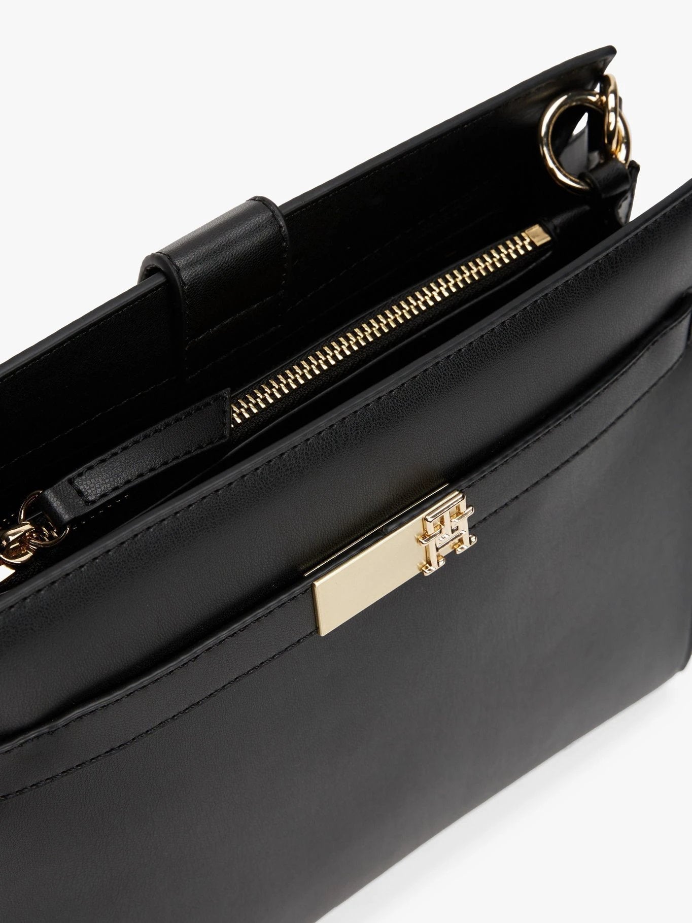 Cartera Tommy Hilfiger Para Damas by Tommy Hilfiger