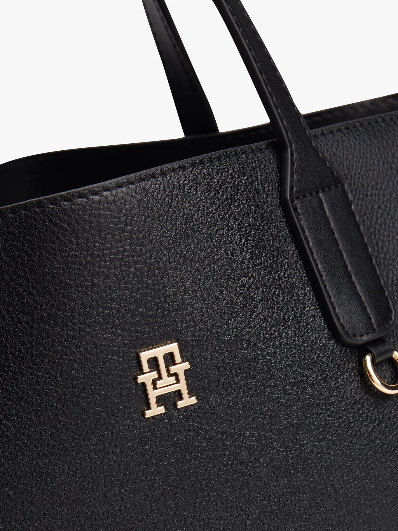 Cartera Tommy Hilfiger Para Damas by Tommy Hilfiger