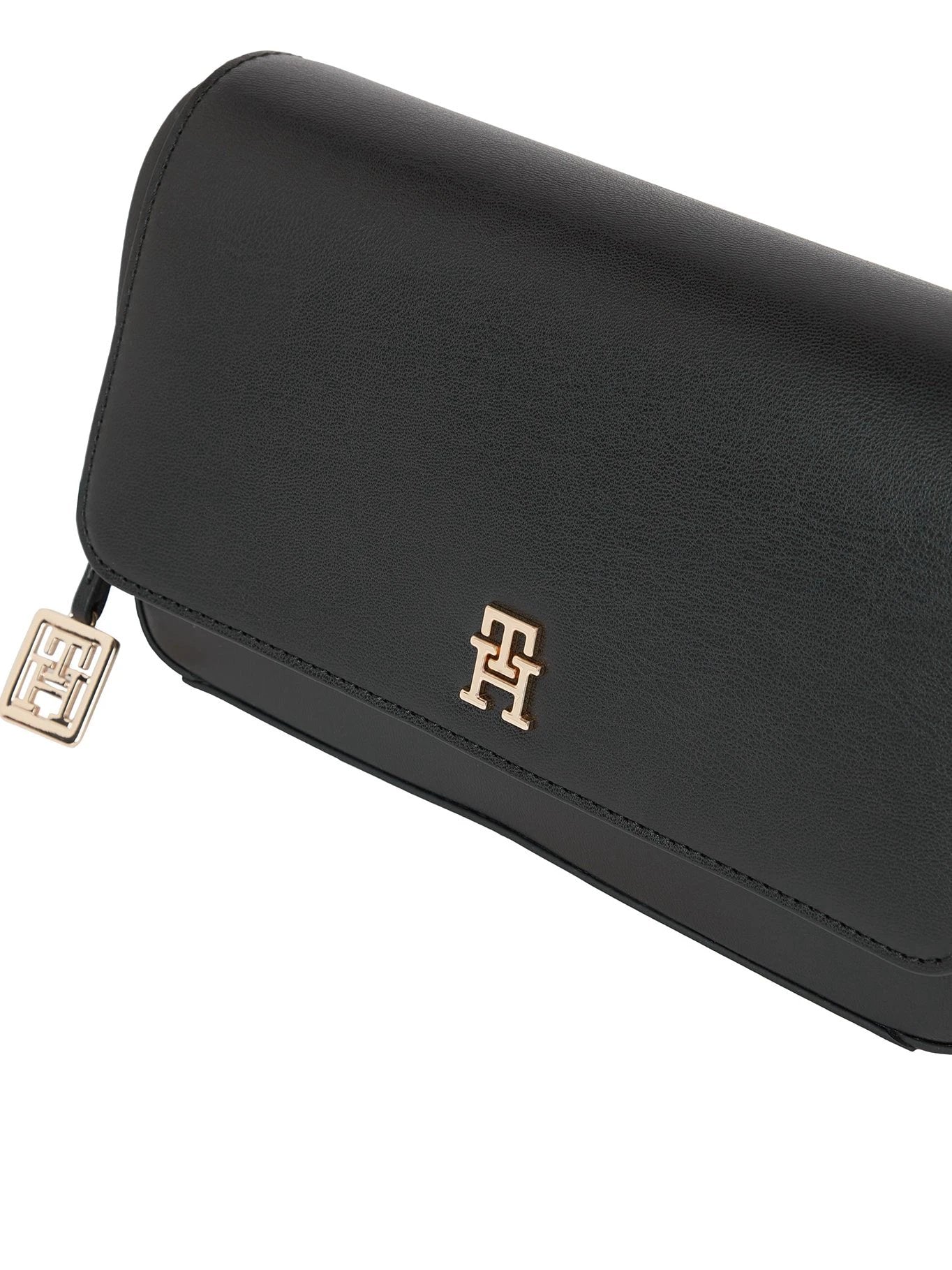 Cartera Tommy Hilfiger Para Damas by Tommy Hilfiger