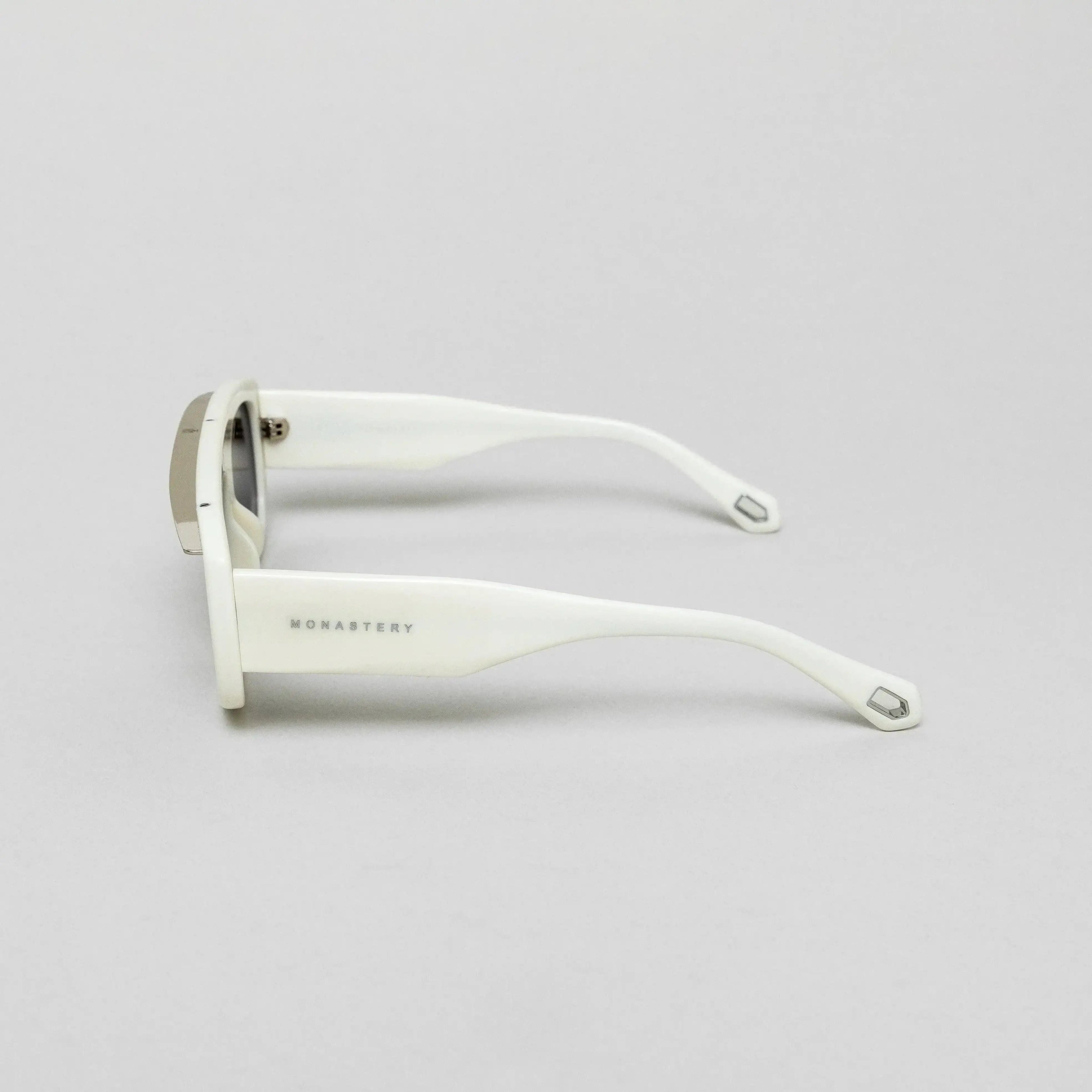 ELOI SUNGLASSES UNISEX WHITE SHINY SILVER GRADIENT GREY - Monastery