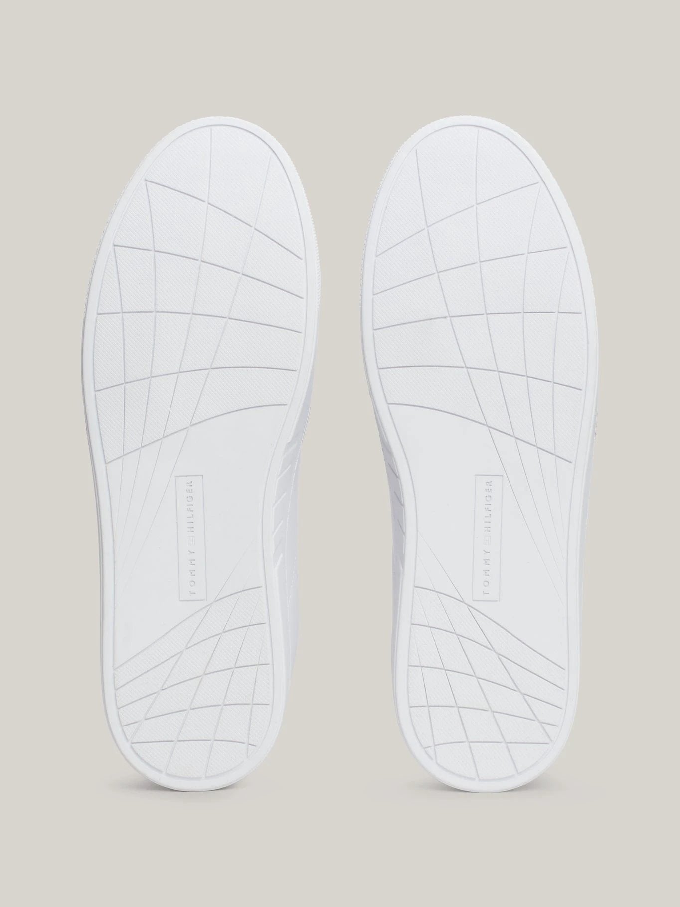 Tenis Tommy Hilfiger Para Caballeros by Tommy Hilfiger