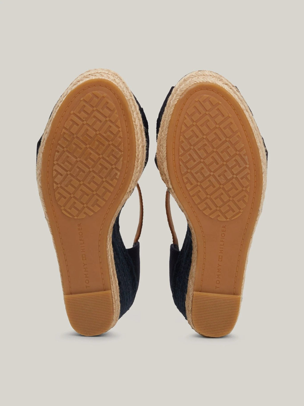 Sandalias Tommy Hilfiger P/ Damas by Tommy Hilfiger