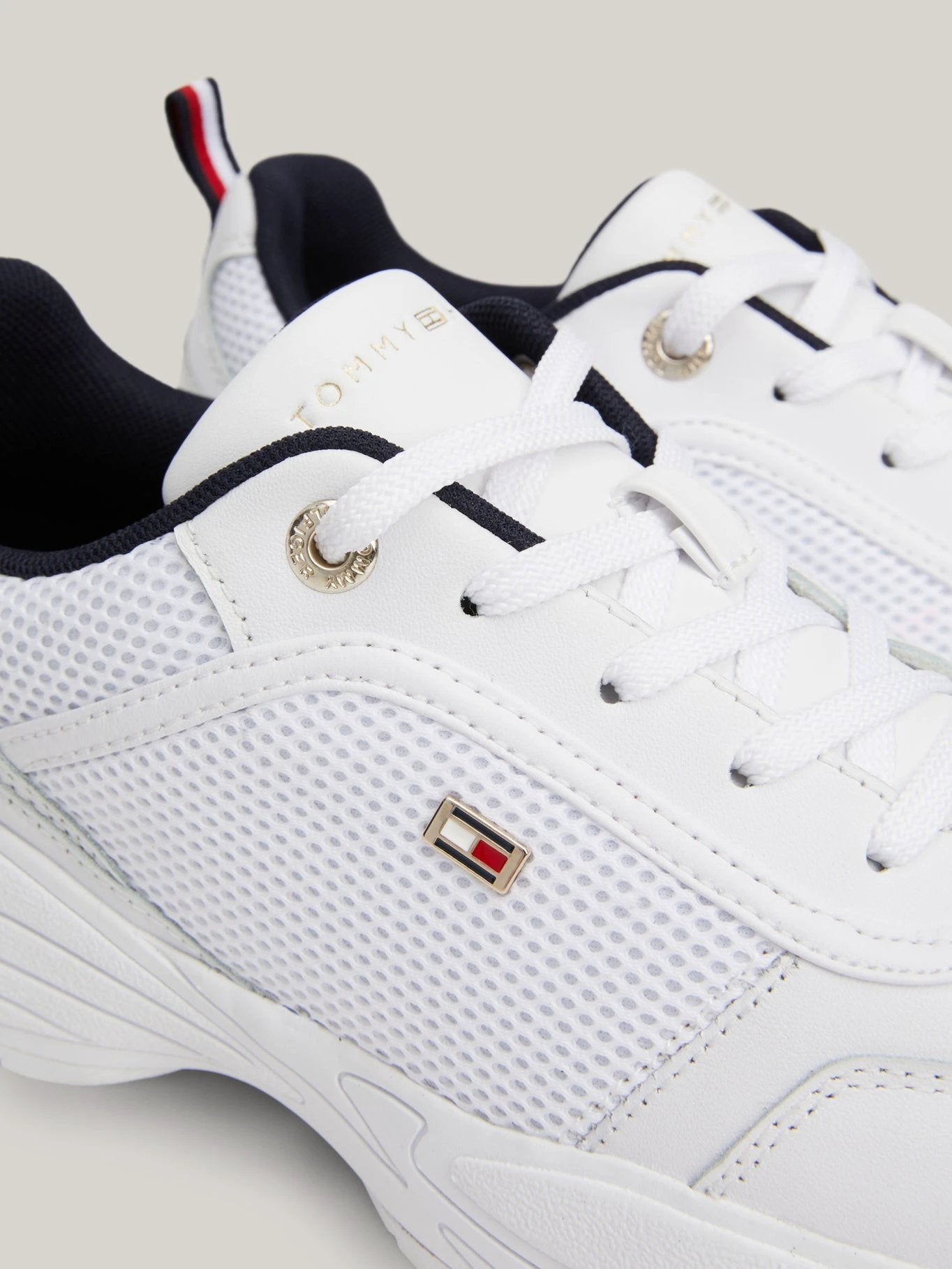 Tenis Tommy Hilfiger Para Damas by Tommy Hilfiger