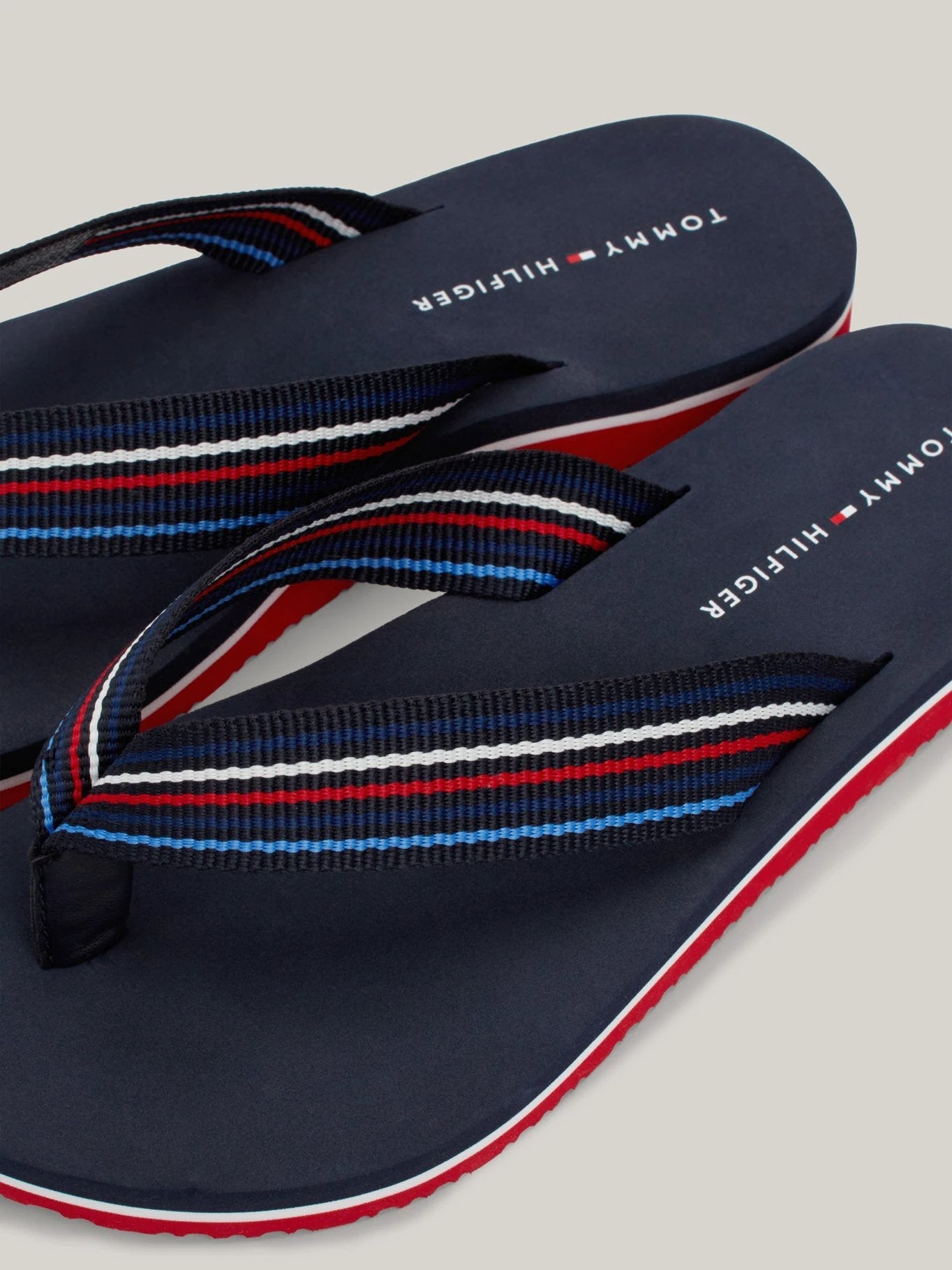 Sandalias Tommy Hilfiger P/ Damas by Tommy Hilfiger