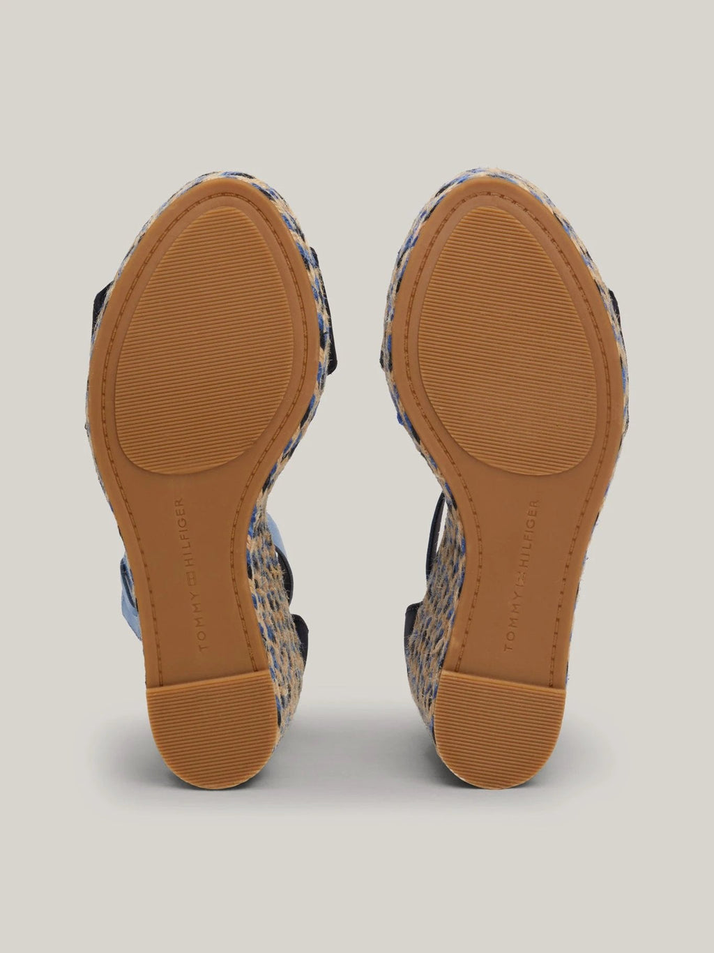 Sandalias Tommy Hilfiger P/ Damas by Tommy Hilfiger
