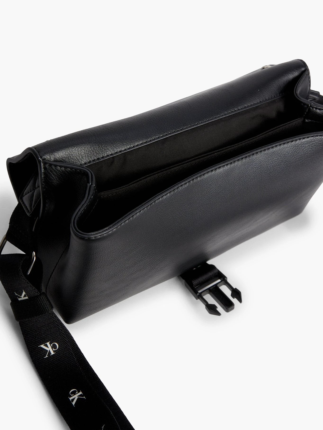 Cartera Calvin Klein Para Damas by Calvin Klein