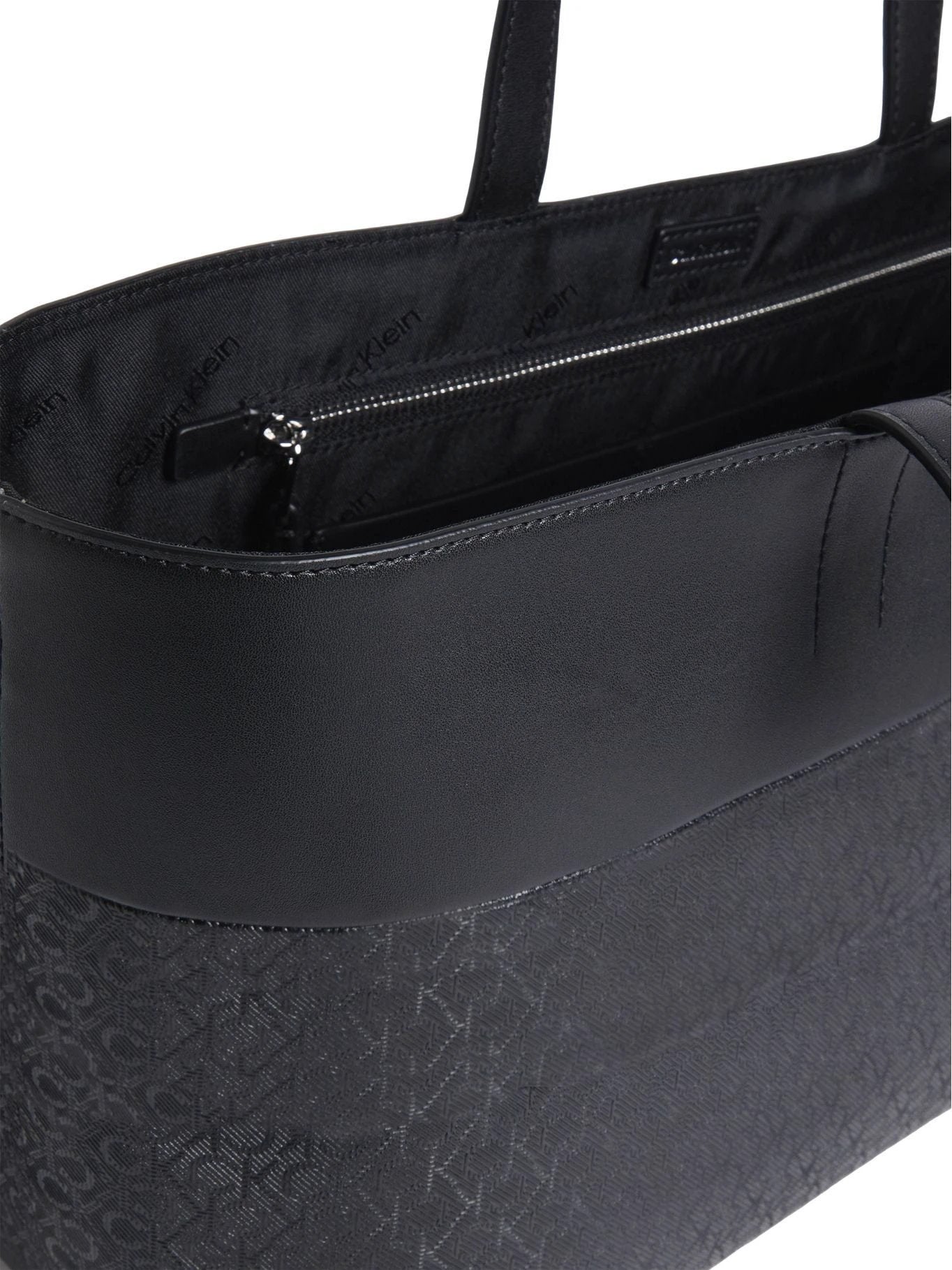 Cartera Calvin Klein Para Damas by Calvin Klein
