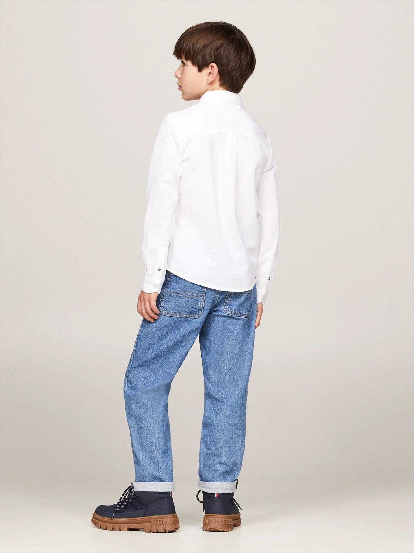 Camisa Tommy Hilfiger Mangas Largas Lisa Para Niños by Tommy Hilfiger