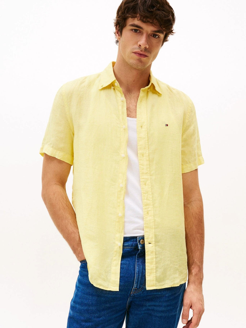 Camisa Tommy Hilfiger Mangas Cortas Lisa Para Caballeros by Tommy Hilfiger