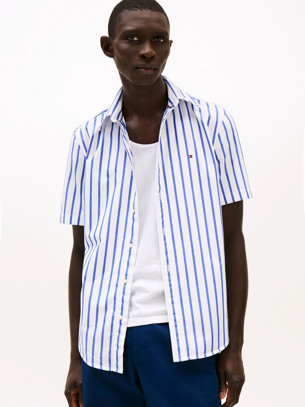 Camisa Tommy Hilfiger Mangas Cortas Rayas Para Caballeros by Tommy Hilfiger