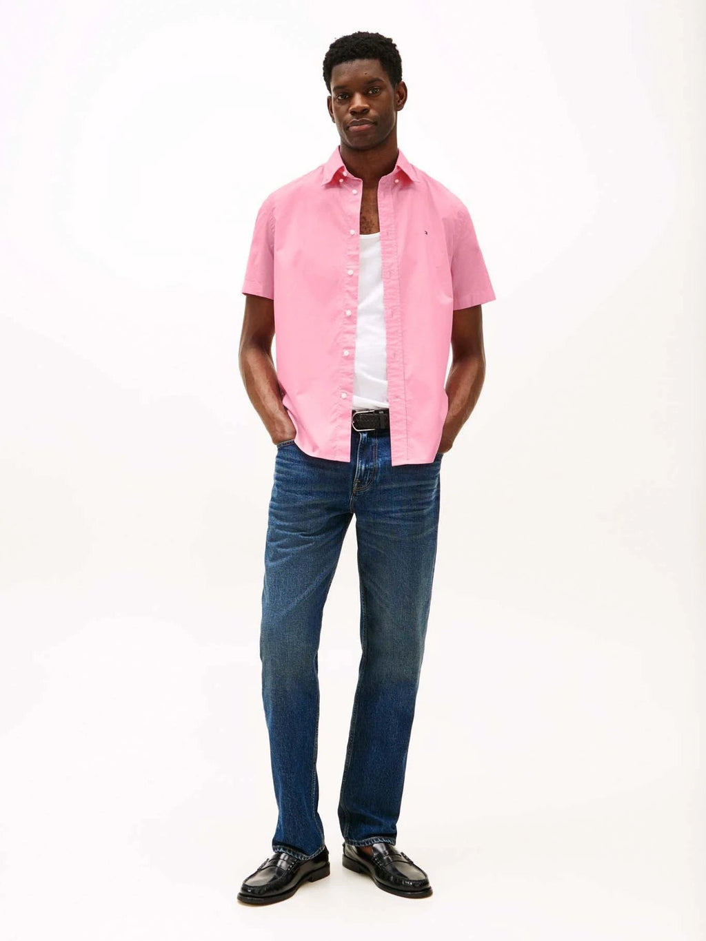 Camisa Tommy Hilfiger Mangas Cortas Lisa Para Caballeros by Tommy Hilfiger