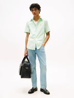 Camisa Tommy Hilfiger Mangas Cortas Lisa Para Caballeros by Tommy Hilfiger
