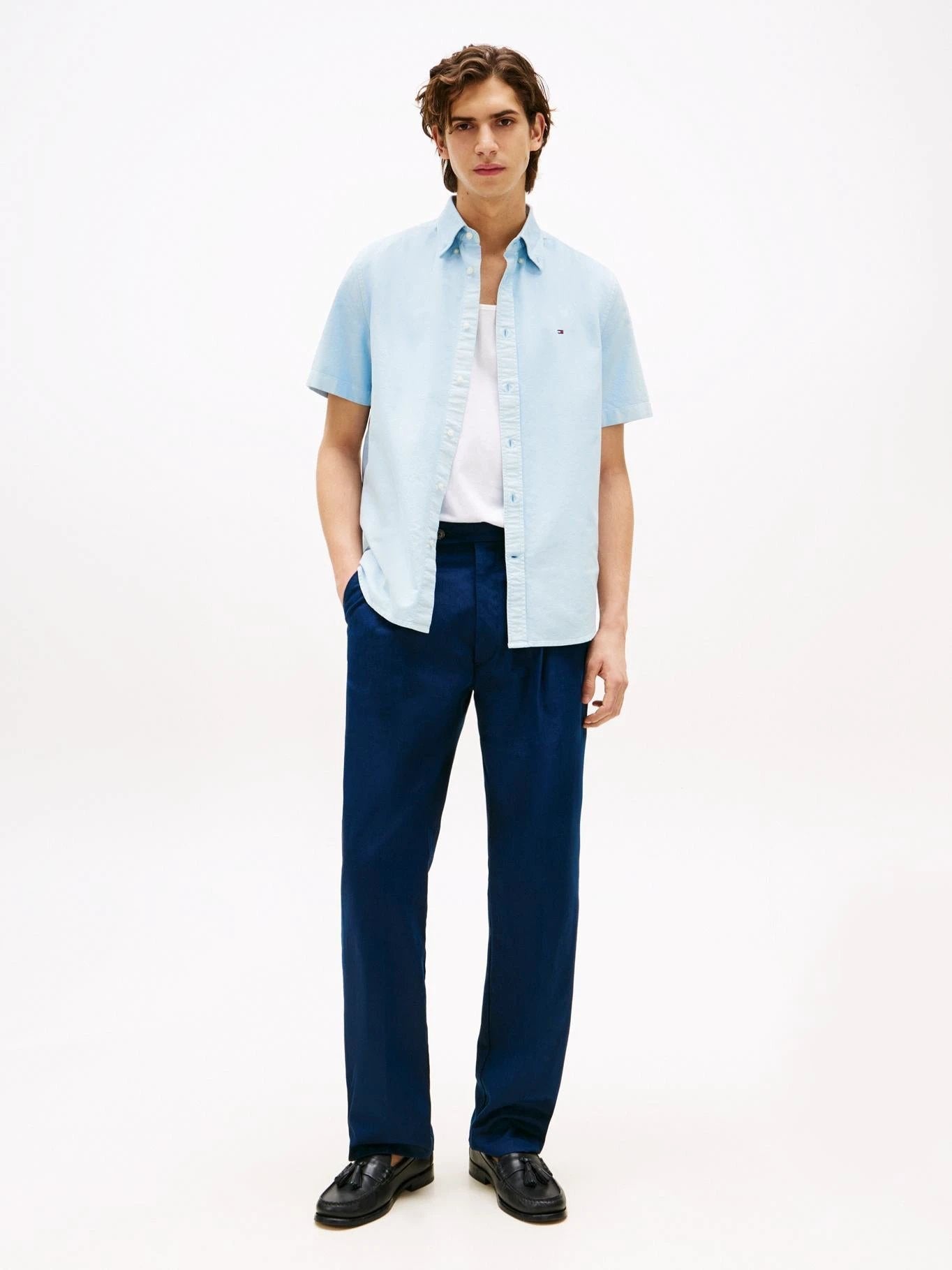 Camisa Tommy Hilfiger Mangas Cortas Lisa Para Caballeros by Tommy Hilfiger