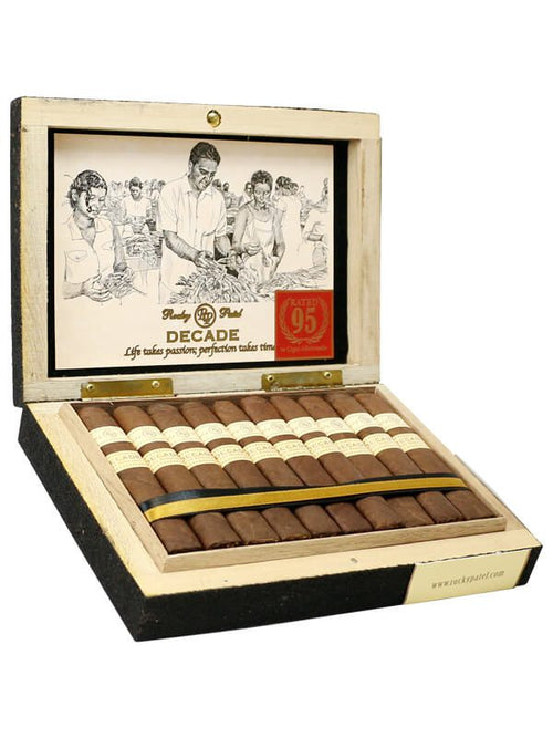 Rocky Patel Decade Robusto de 20