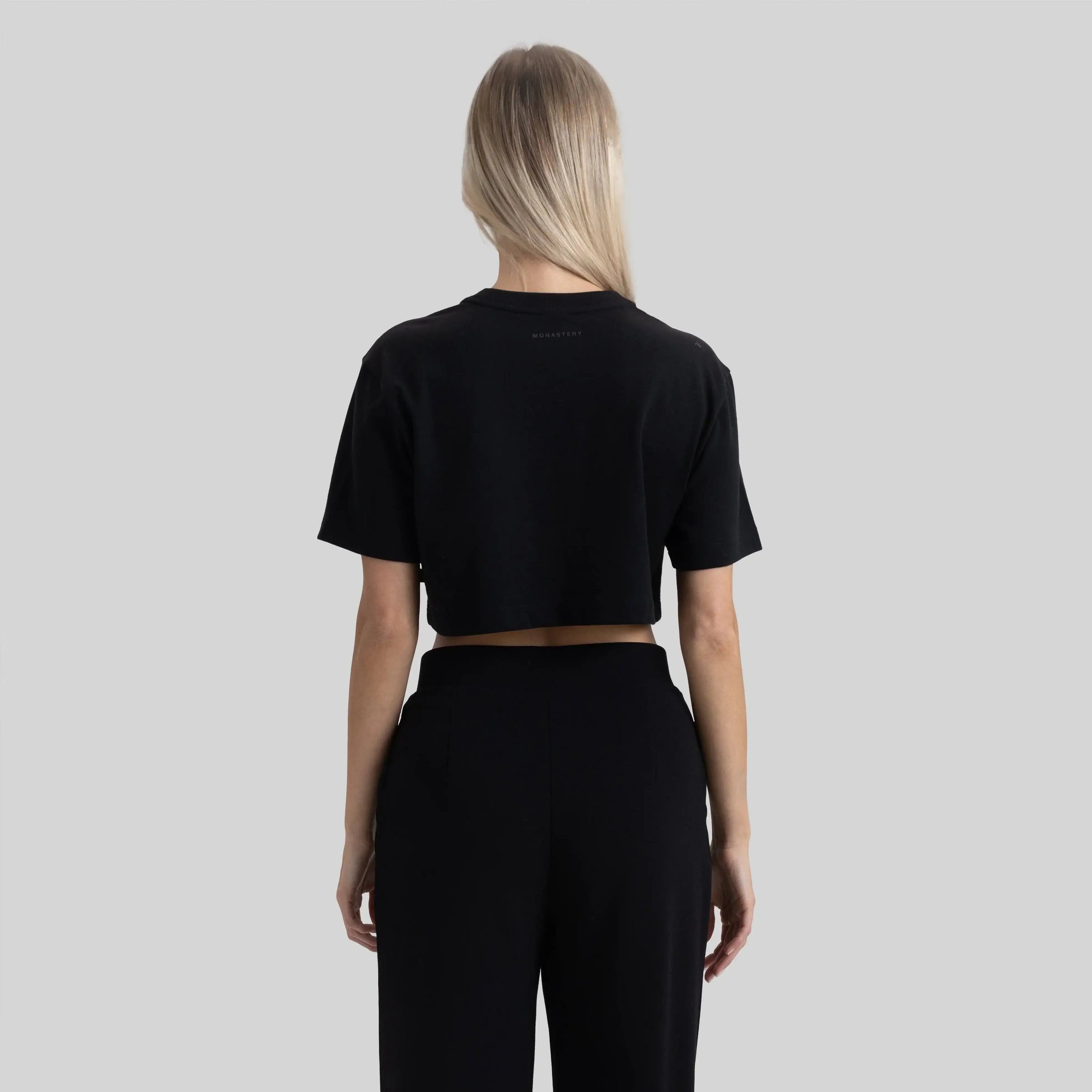 SKODA CROP TOP BLACK - Monastery