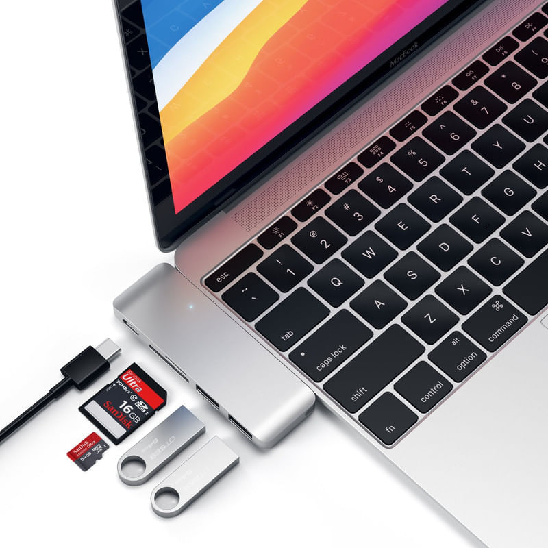 Satechi Type-C USB Passthrough Hub