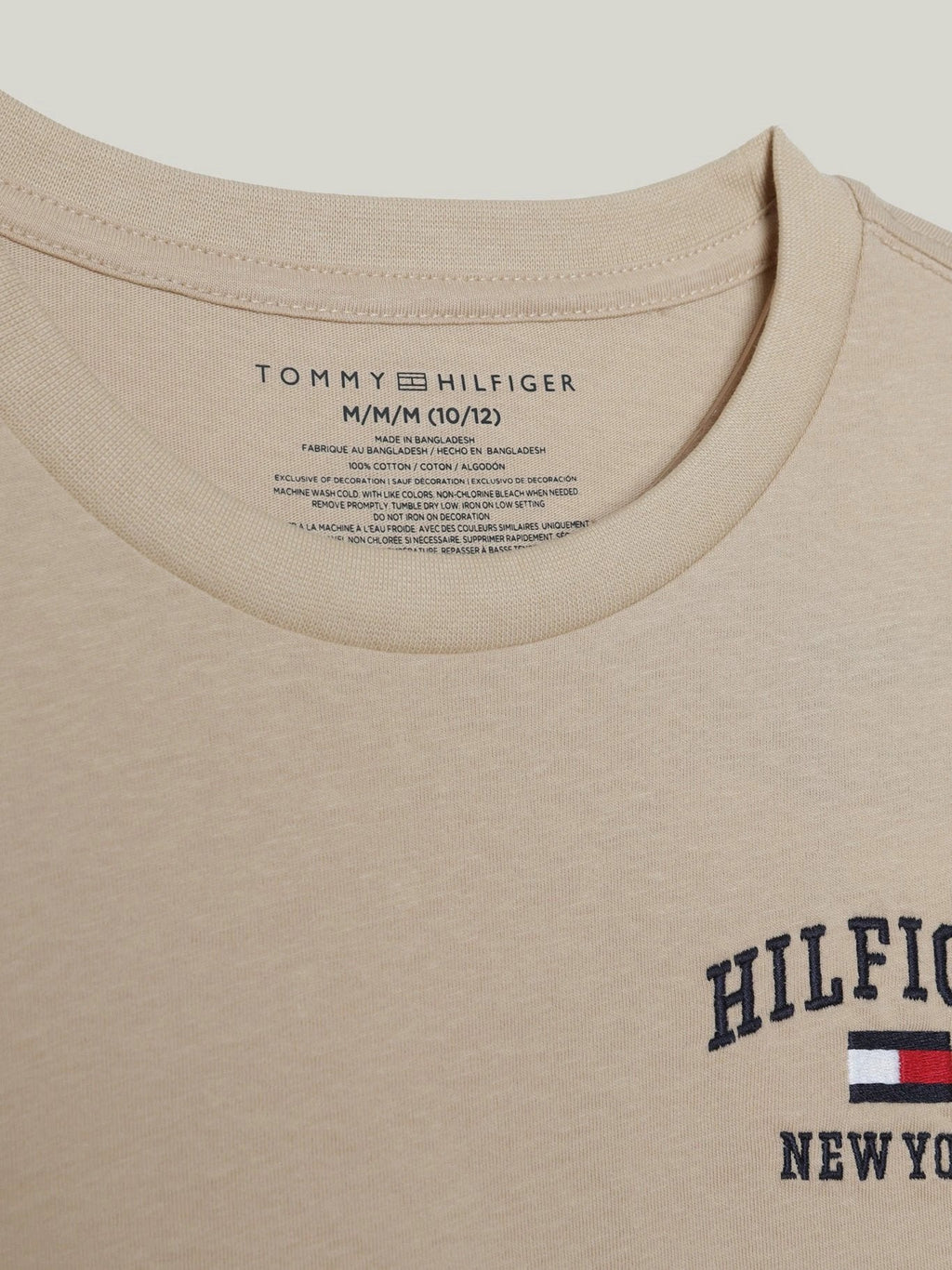 Camiseta Tommy Hilfiger Mangas Cortas Estampada Para Niños by Tommy Hilfiger