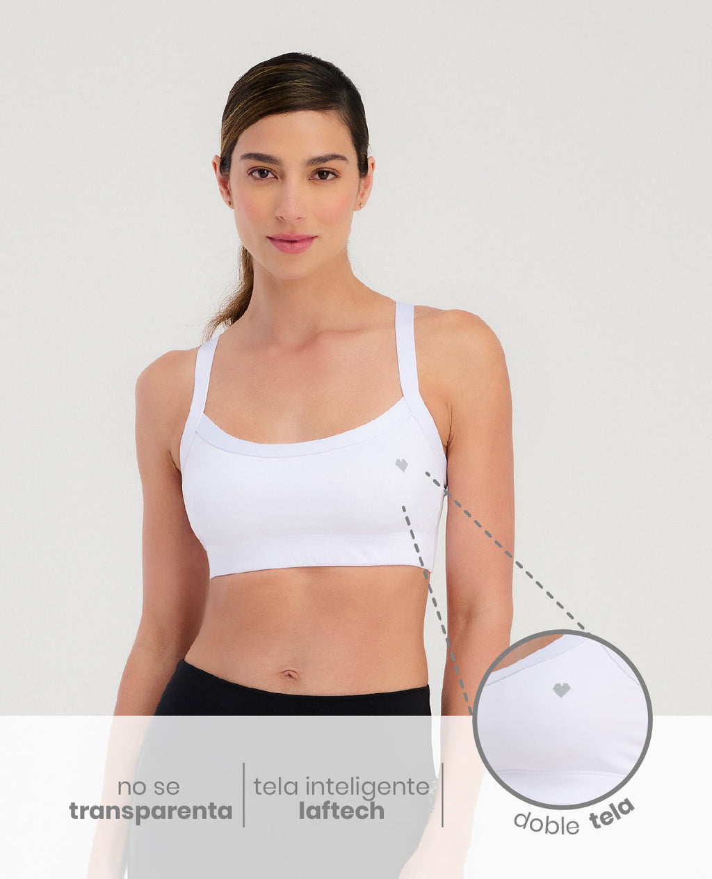 Top deportivo St Even básico blanco con tela inteligente Laftech de doble capa y sin transparencia.