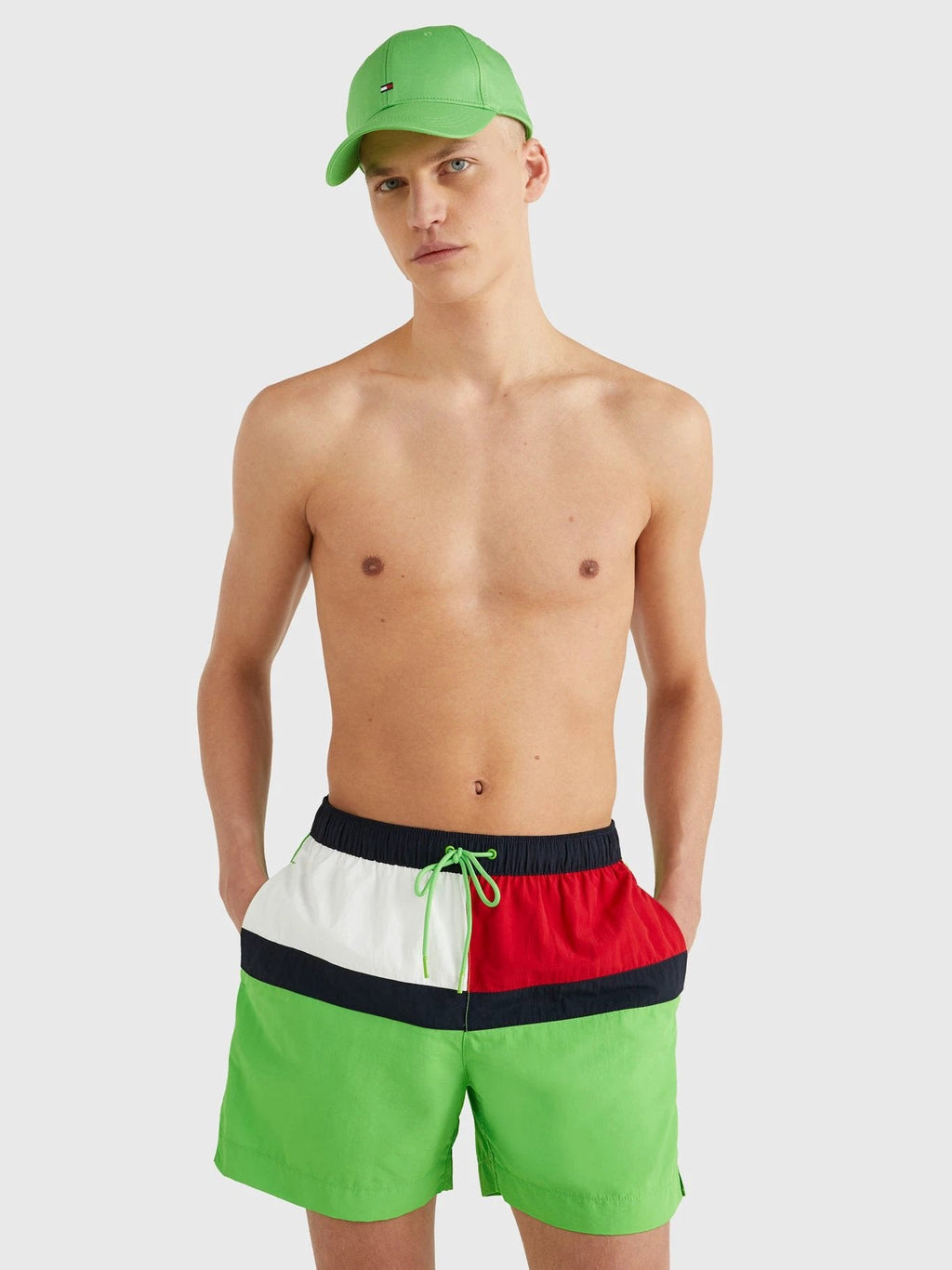 traje-de-bano-tommy-hilfiger-liso-p-caballeros-6