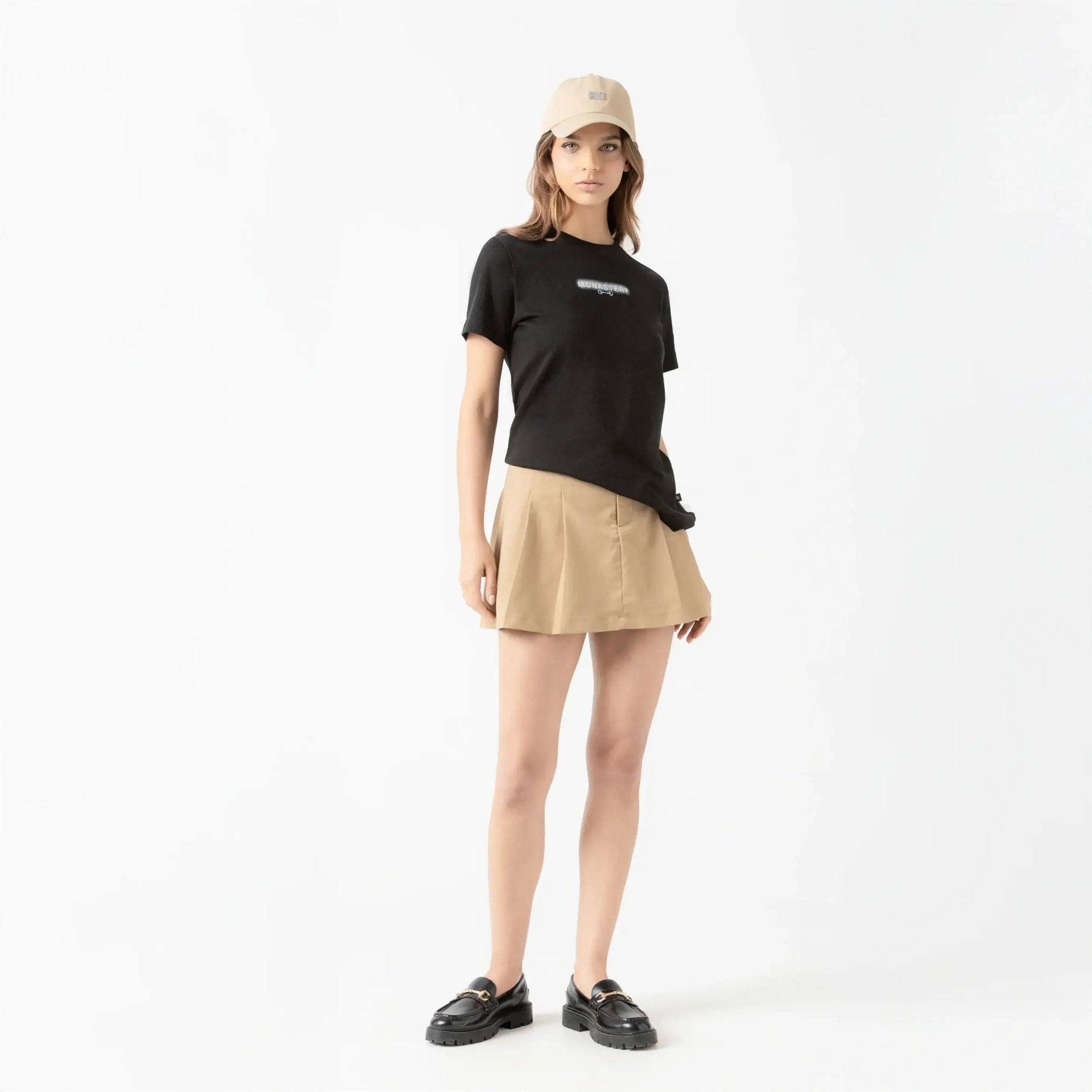 ANYA T - SHIRT WOMEN BLACK - Monastery | Tienda Oficial Colombia