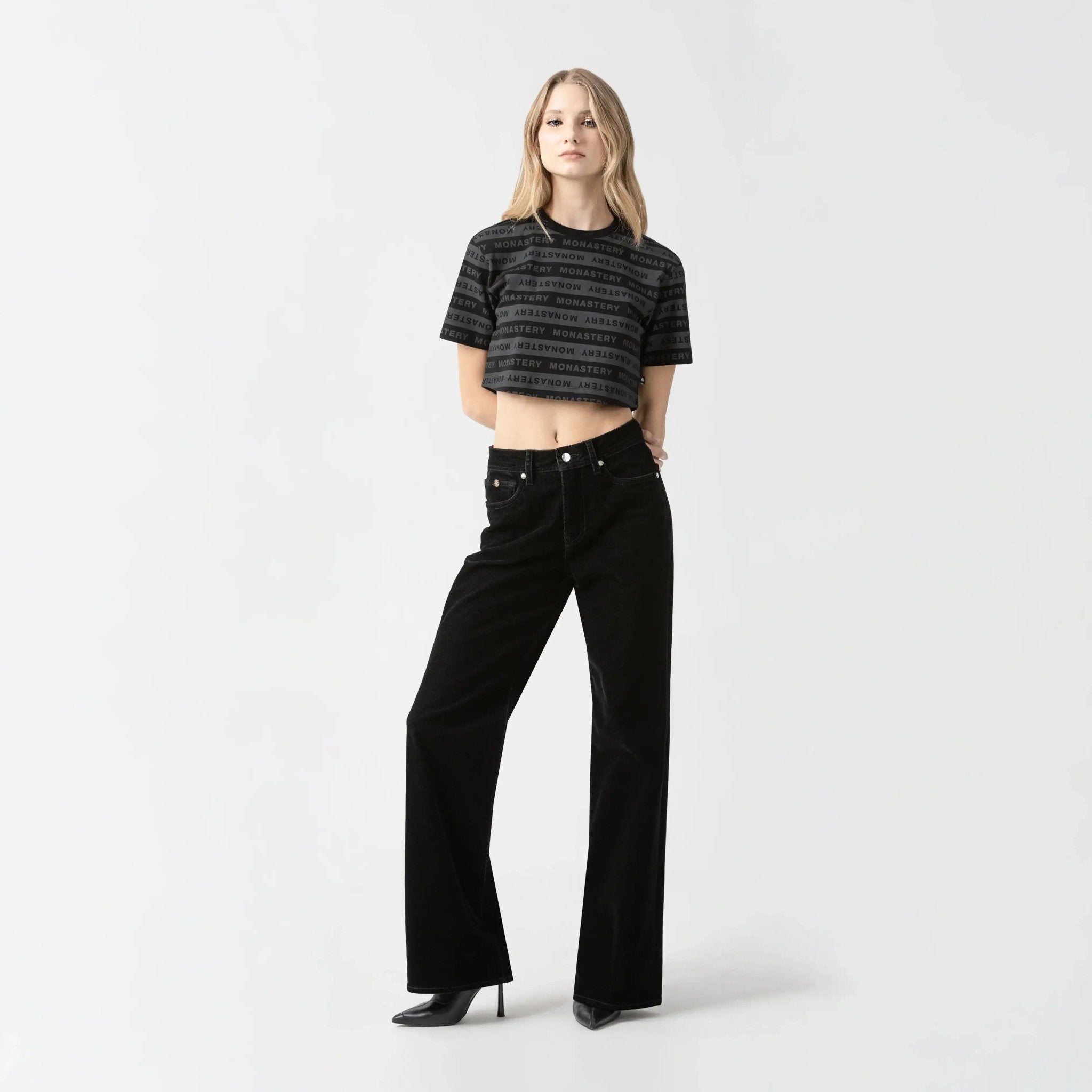 ASH CROP TOP WOMEN BLACK - Monastery | Tienda Oficial Colombia