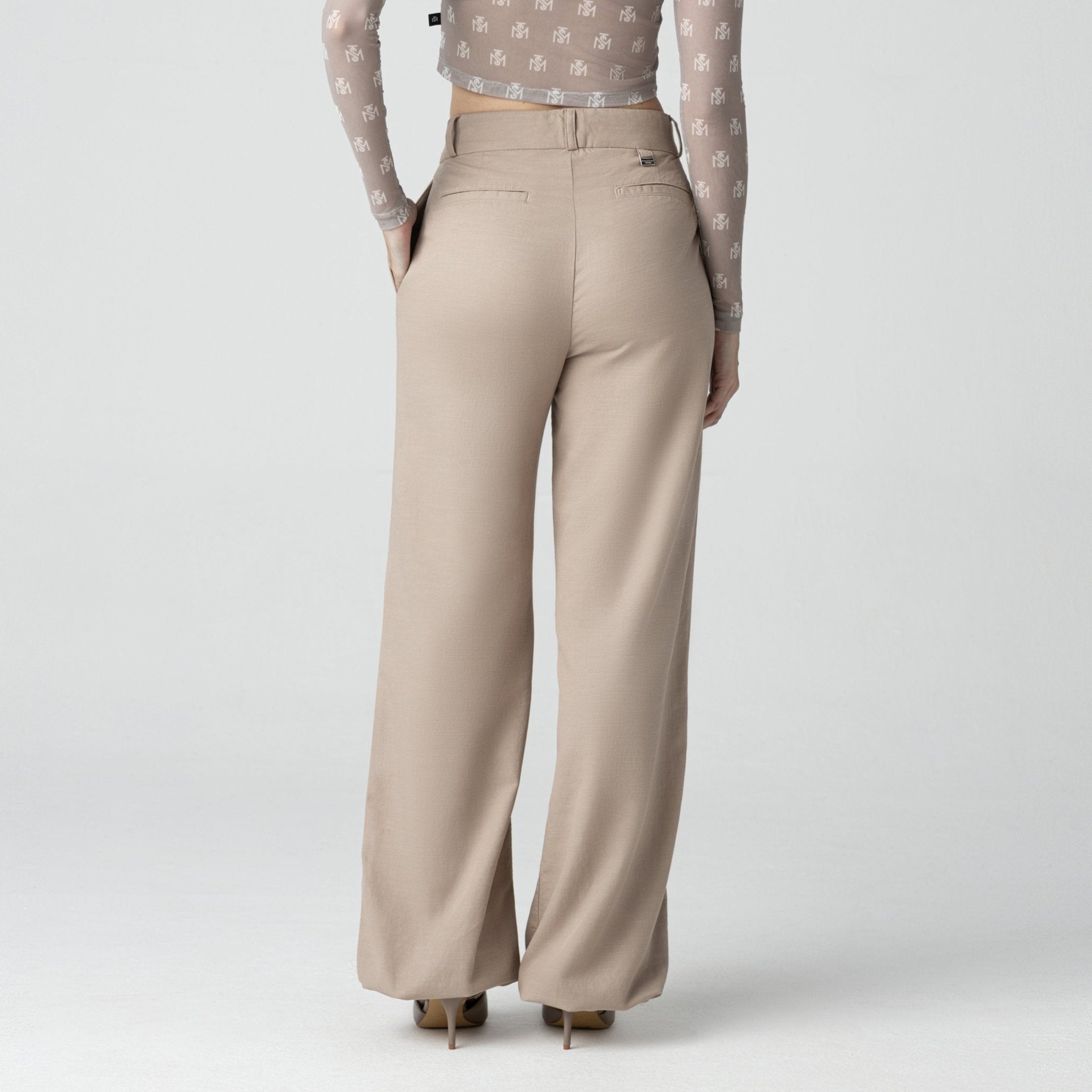 BEZEK PANT WOMEN SIMPLY TAUPE - Monastery | Tienda Oficial Colombia