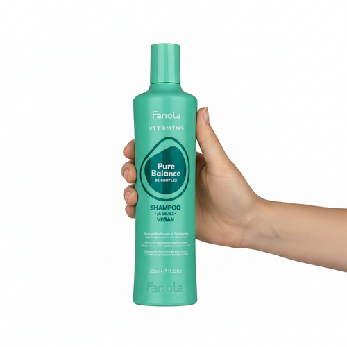 Fanola Pure Balance fondo blanco sin bordes