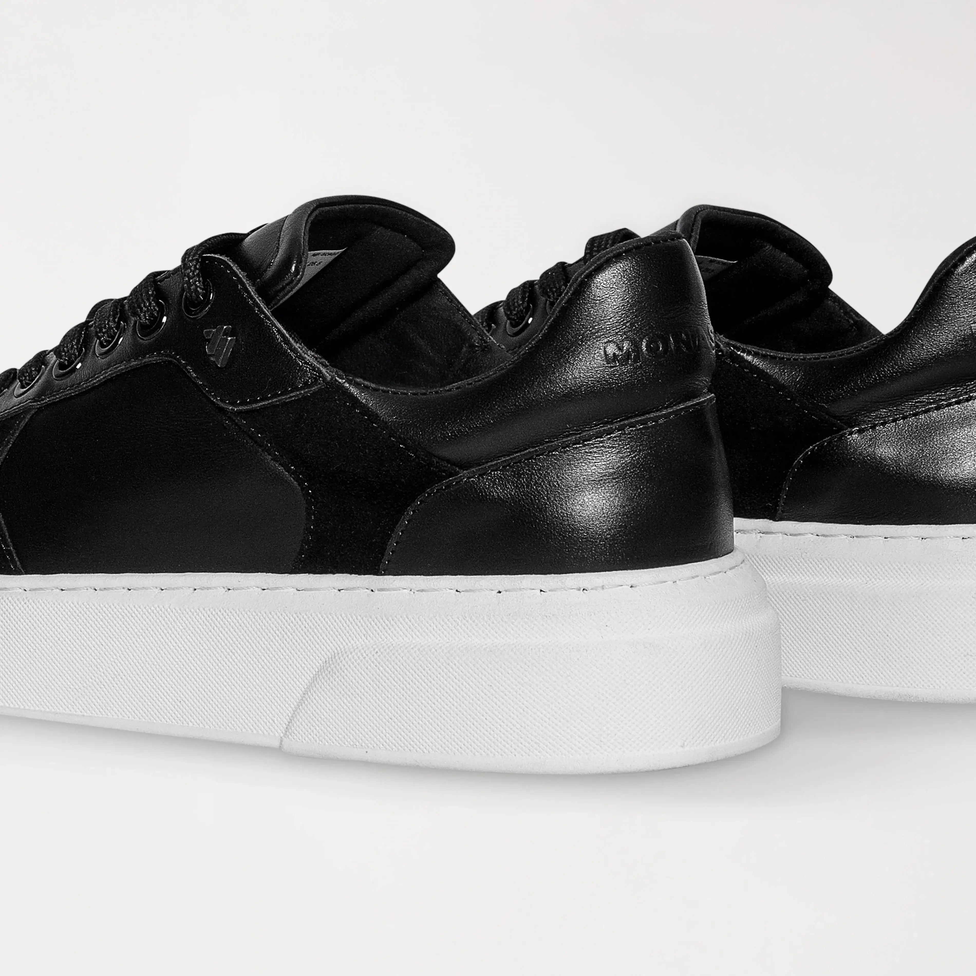 GIORGIO SNEAKERS MEN WHITE 40 - Monastery | Tienda Oficial Colombia