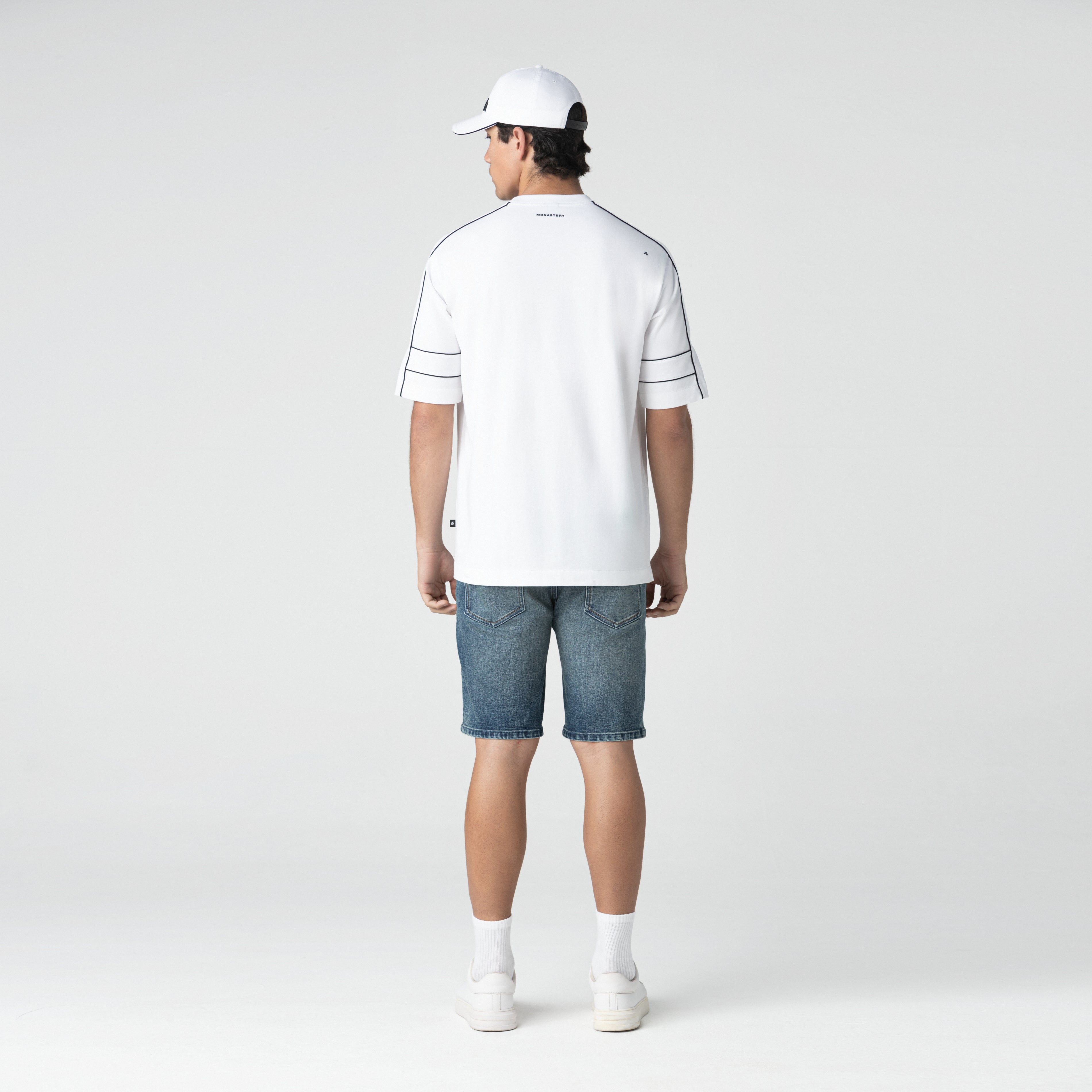 JASON T - SHIRT OVERSIZED MEN WHITE - Monastery | Tienda Oficial Colombia