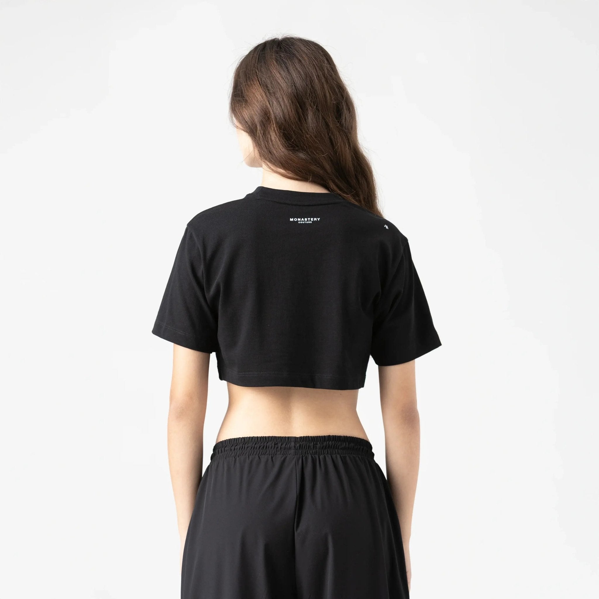 NAIA CROP TOP WOMEN BLACK - Monastery | Tienda Oficial Colombia