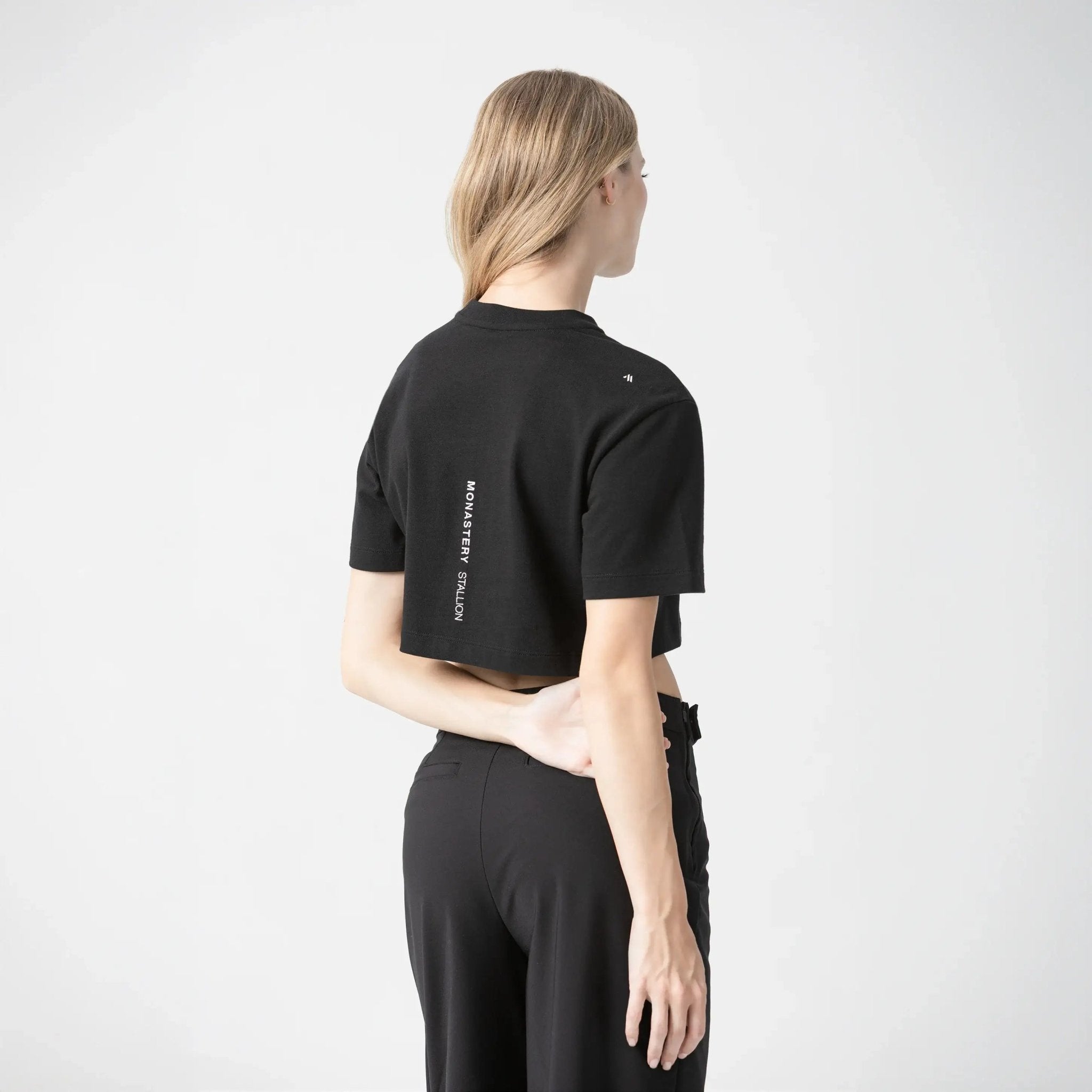 NARYSSA CROP TOP WOMEN BLACK - Monastery | Tienda Oficial Colombia