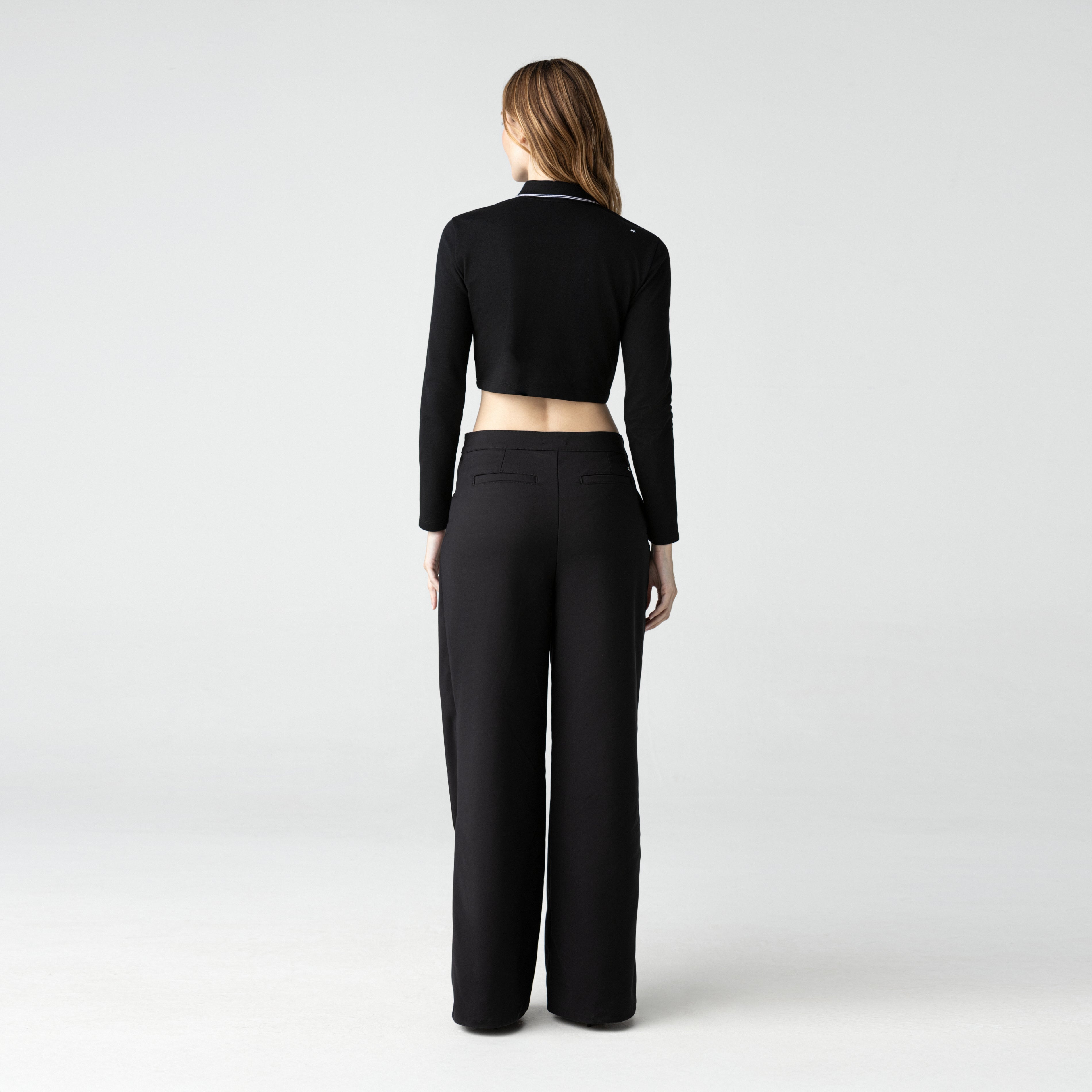 NINKIA CROP TOP WOMEN BLACK - Monastery | Tienda Oficial Colombia