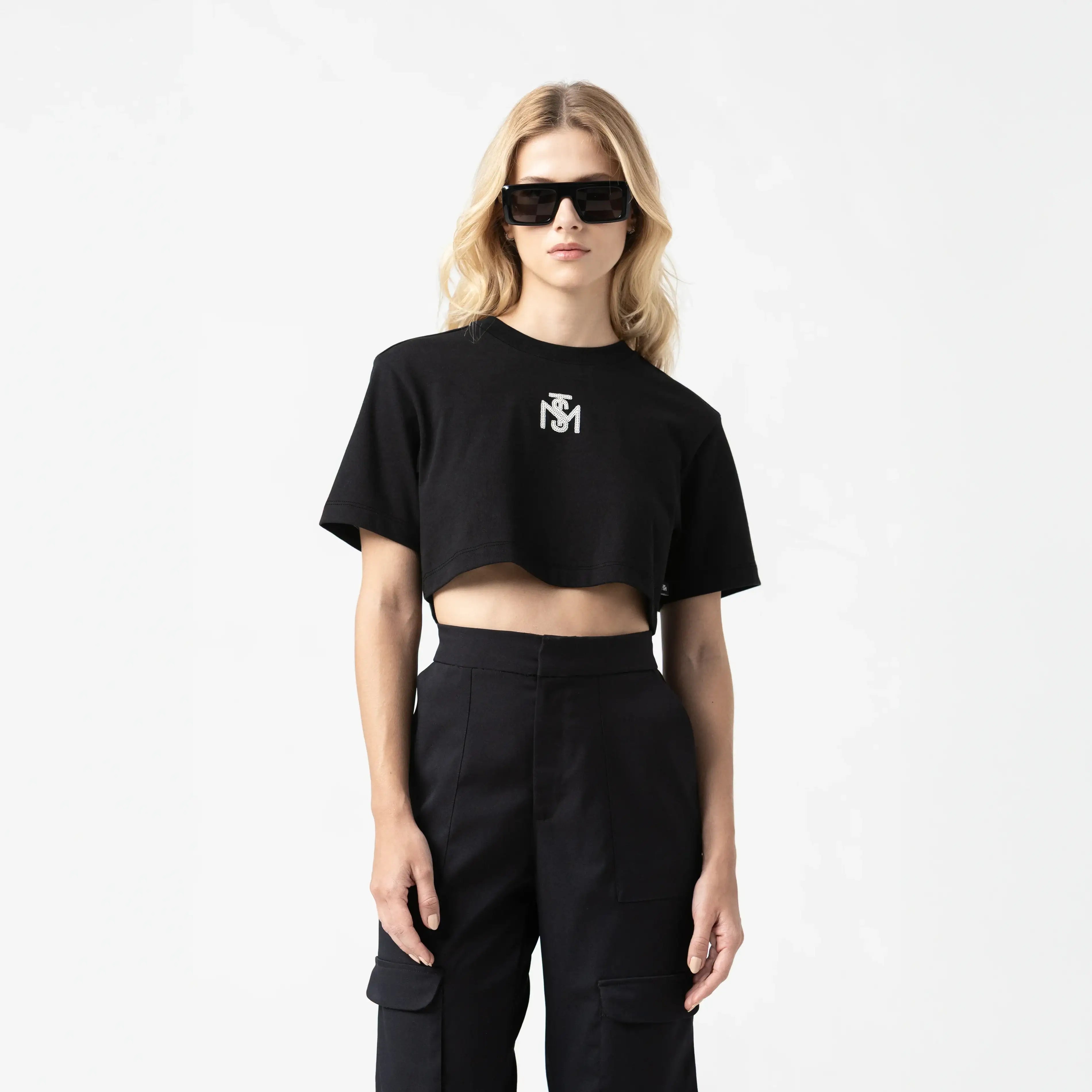 OLWYN CROP TOP WOMEN BLACK METEORITE L/G - Monastery | Tienda Oficial Colombia