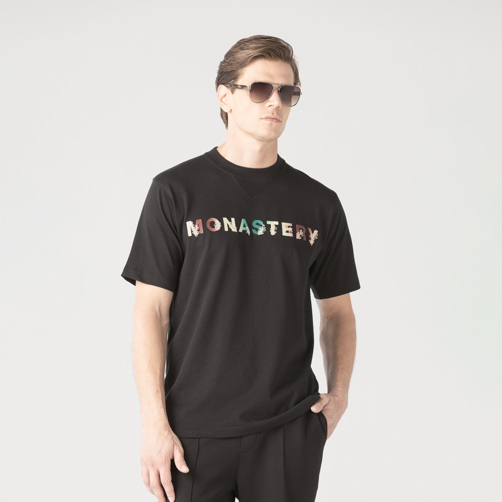 POUZIA T-SHIRT MEN BLACK - Monastery | Tienda Oficial Colombia