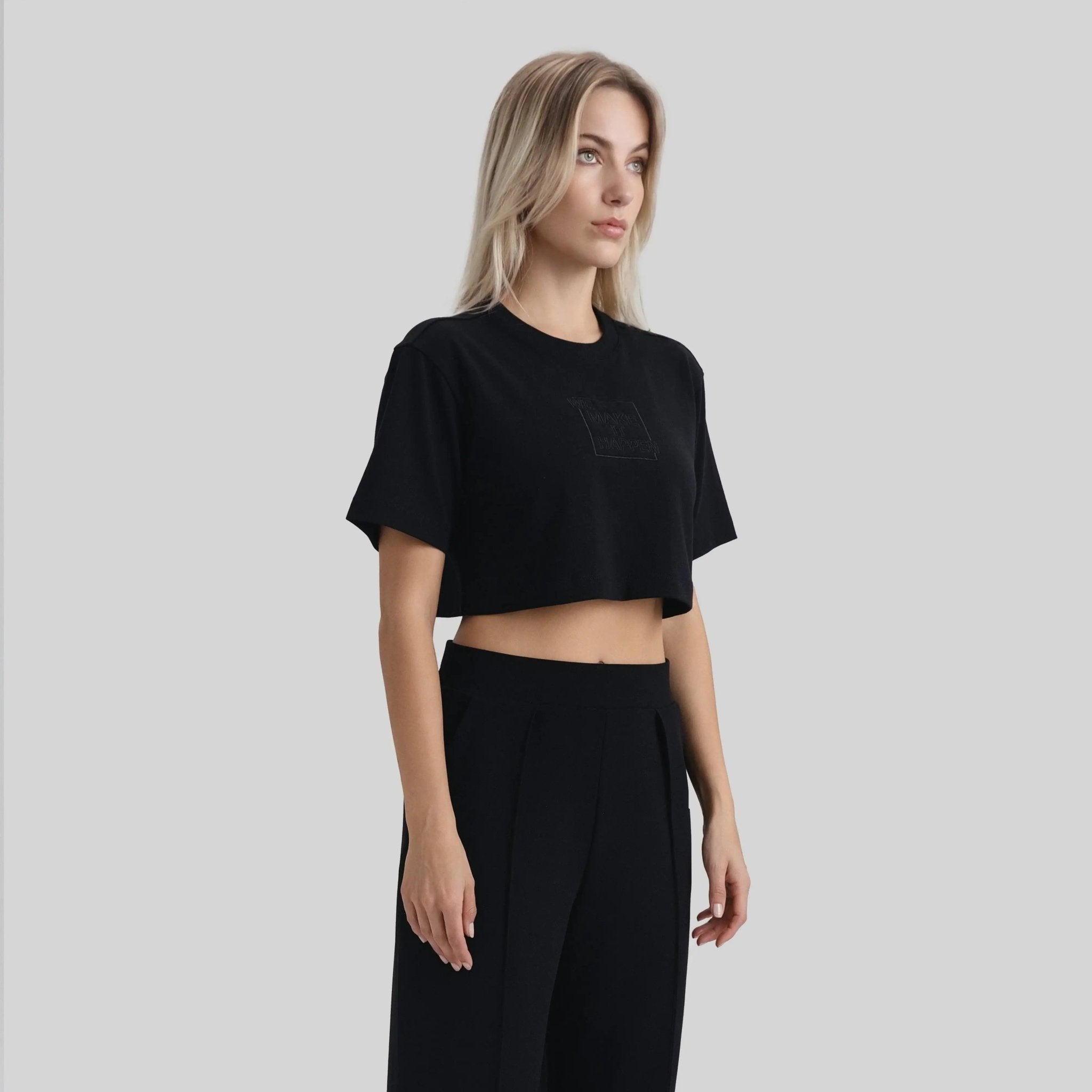 SKODA CROP TOP BLACK - Monastery | Tienda Oficial Colombia