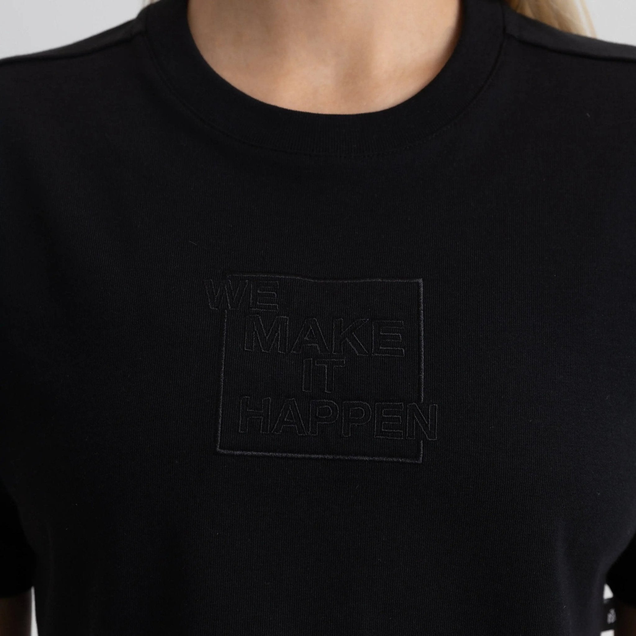 SKODA CROP TOP BLACK - Monastery | Tienda Oficial Colombia