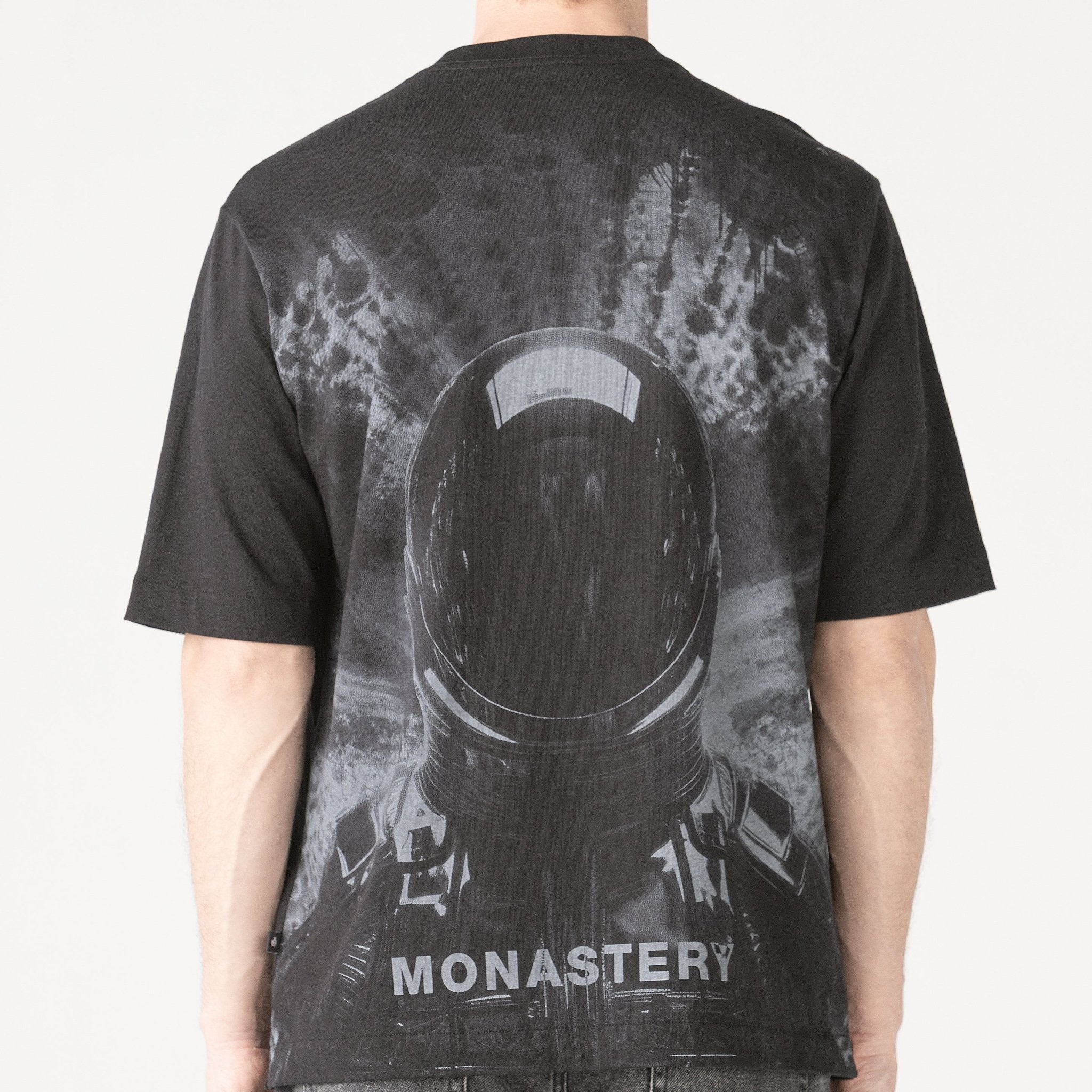 SULTAN T - SHIRT OVERSIZED MEN BLACK - Monastery | Tienda Oficial Colombia